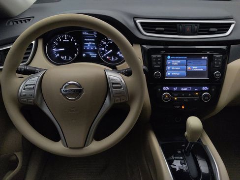 Used 2015 Nissan Rogue SV w/ SV Premium Package FWD image 22