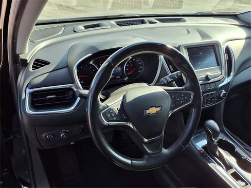 Used 2022 Chevrolet Equinox LT image 54