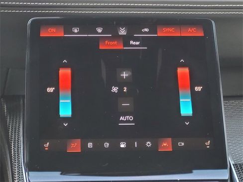 Used 2025 Cadillac Escalade V w/ LPO, ONYX Package image 15