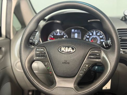 Used 2017 Kia Forte LX w/ LX Popular Package FWD image 13