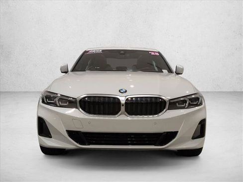 Used 2025 BMW 330i xDrive Sedan image 2