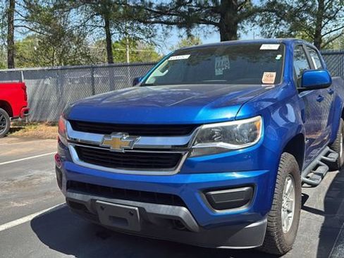Used 2018 Chevrolet Colorado W/T w/ WT Convenience Package image 3