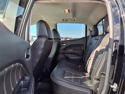 Used 2021 GMC Canyon Denali image 27