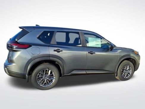 New 2026 Nissan Rogue S image 8