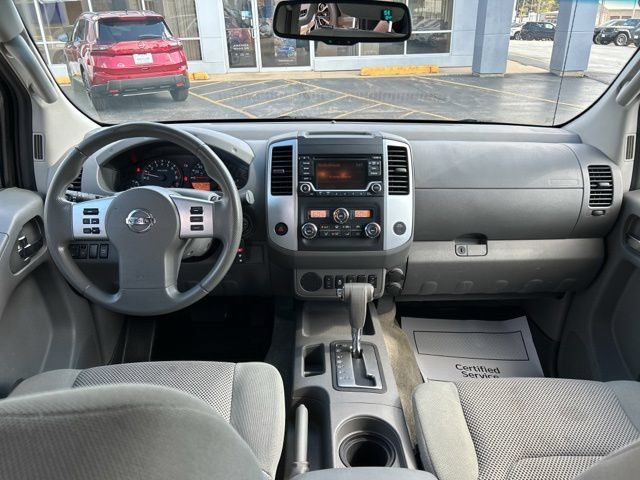 Used 2015 Nissan Frontier SV w/ SV Value Truck Package RWD image 20
