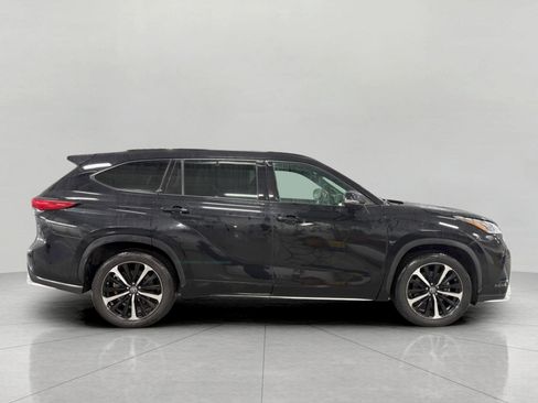 Used 2021 Toyota Highlander XSE image 8