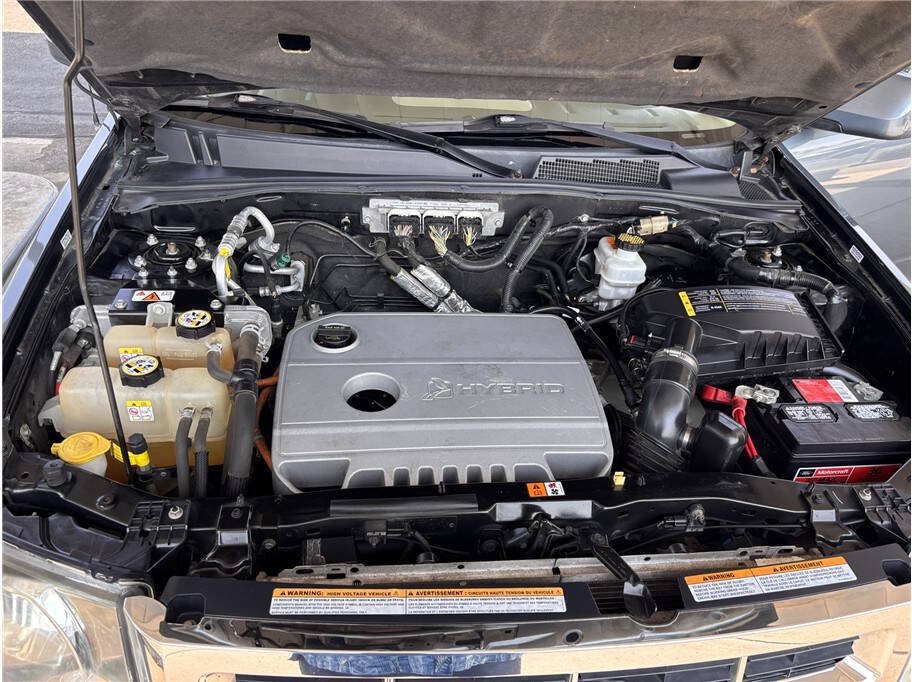 Used 2010 Ford Escape Limited AWD/4WD image 19