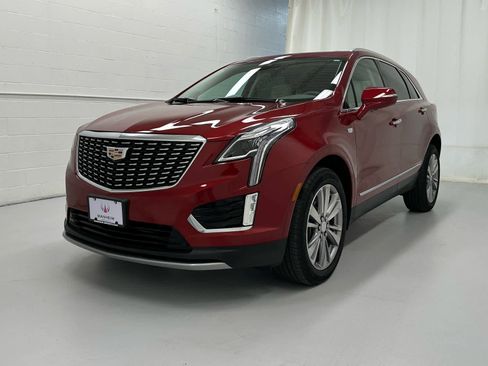 Used 2023 Cadillac XT5 Premium Luxury AWD/4WD image 3