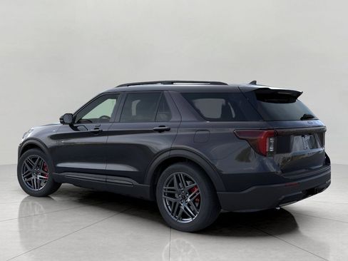 New 2026 Ford Explorer ST-Line w/ ST-Line Street Pack AWD/4WD image 4