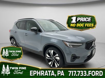 Used 2023 Volvo XC40 B5 Plus w/ Climate Package