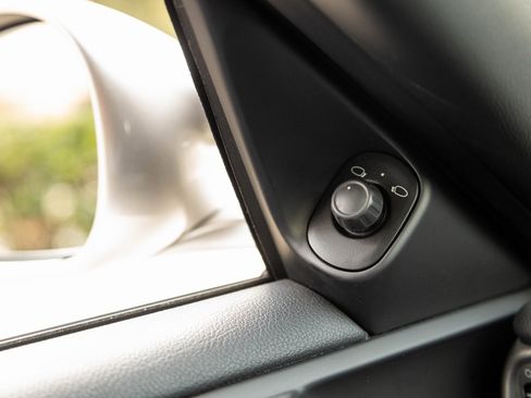 Used 2011 Porsche 911 Carrera image 18