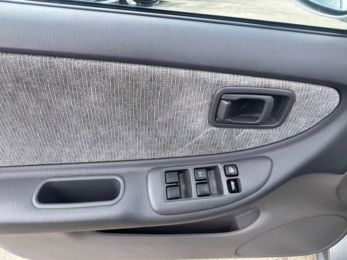 Used 2001 Nissan Altima GXE image 23