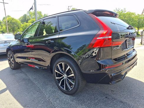 Certified 2024 Volvo XC60 B5 Plus w/ Climate Package AWD/4WD image 4