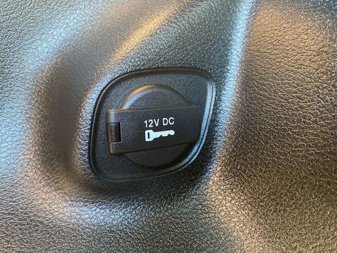 Certified 2020 Jeep Cherokee Latitude Lux w/ Quick Order Package 26H Lux image 18