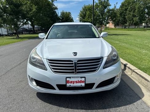 Used 2014 Hyundai Equus Signature RWD image 4