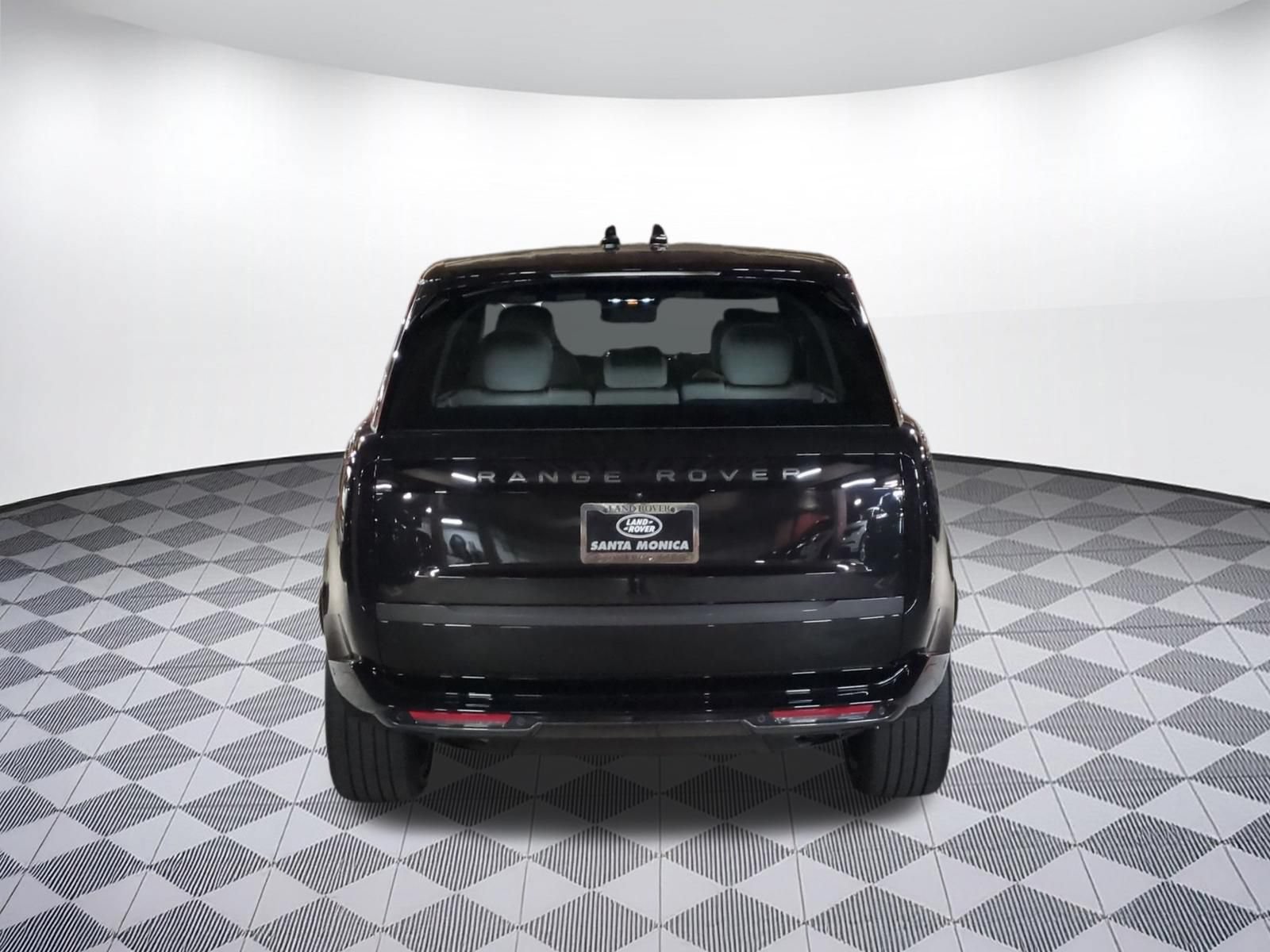 New 2026 Land Rover Range Rover SE AWD/4WD image 4