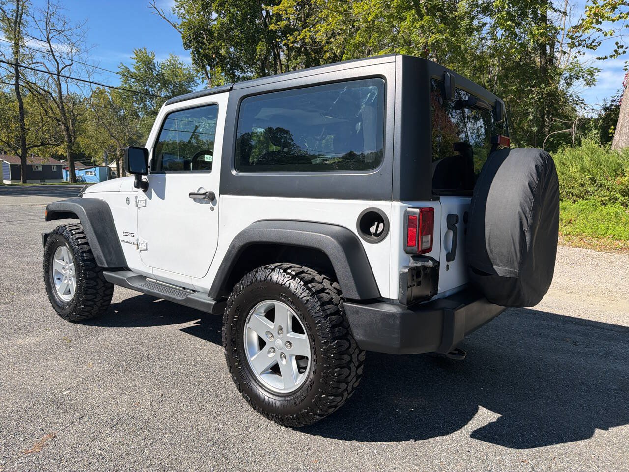 Used 2014 Jeep Wrangler Sport w/ Quick Order Package 23S AWD/4WD image 16