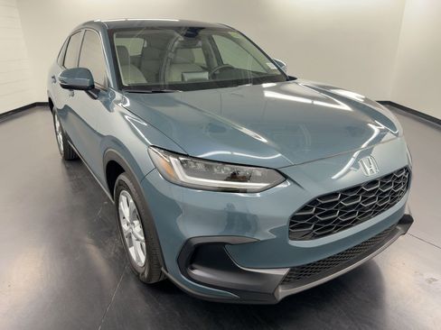 Certified 2025 Honda HR-V LX image 7