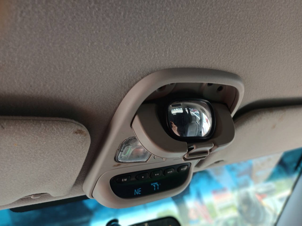 Used 2005 Toyota Sienna LE w/ LE Pkg 8 FWD image 14