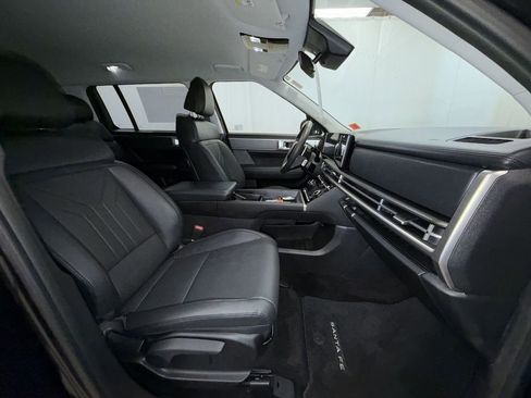 Used 2025 Hyundai Santa Fe SEL image 16