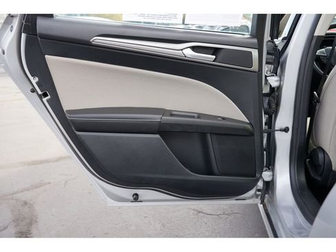 Used 2018 Ford Fusion S image 20