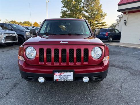 Used 2016 Jeep Patriot Latitude image 2