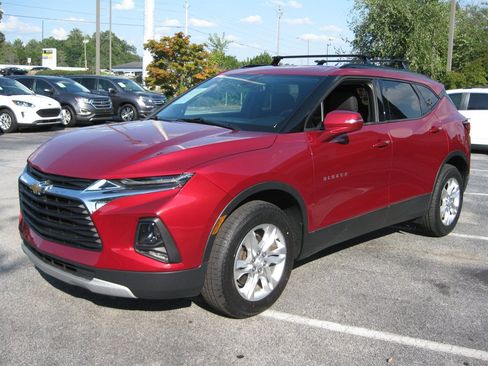 Used 2019 Chevrolet Blazer LT FWD image 4