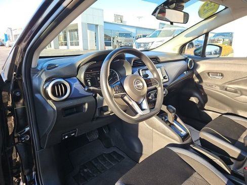 Used 2024 Nissan Versa SV w/ Trunk Package image 25