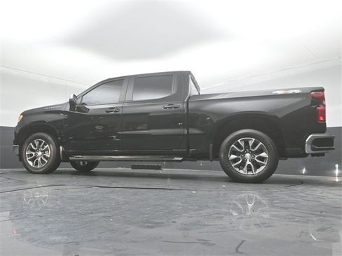Used 2023 Chevrolet Silverado 1500 LT image 36
