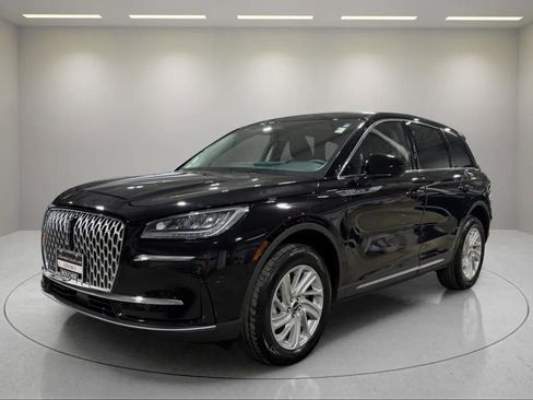 Certified 2025 Lincoln Corsair AWD image 16
