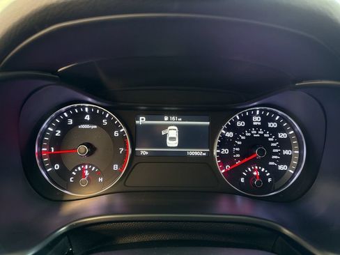 Used 2024 Kia Forte LXS FWD image 19