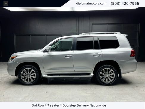 Used 2009 Lexus LX 570 4WD image 3