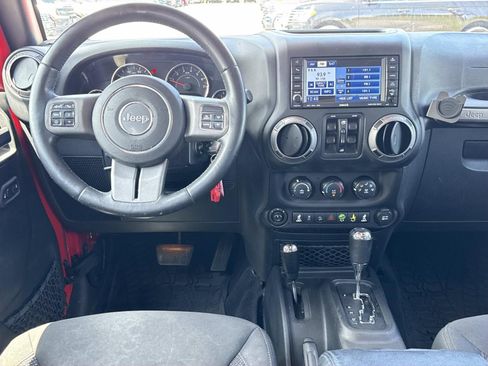 Used 2016 Jeep Wrangler Unlimited Sport AWD/4WD image 8