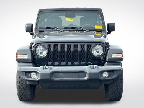 Used 2021 Jeep Wrangler Unlimited Sport AWD/4WD image 3
