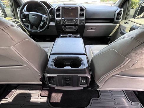 Used 2015 Ford F150 XLT w/ Equipment Group 302A Luxury AWD/4WD image 28