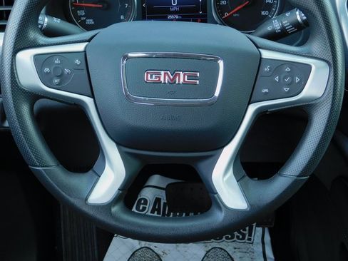 Used 2023 GMC Acadia SLE w/ Elevation Edition image 17