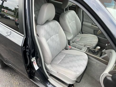 Used 2010 Subaru Forester 2.5X Premium AWD/4WD image 28