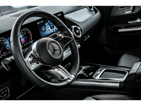 Certified 2026 Mercedes-Benz GLA 250 4MATIC image 9