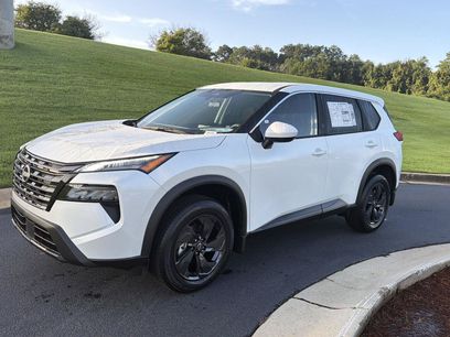 New 2026 Nissan Rogue SV w/ Cold Weather Package