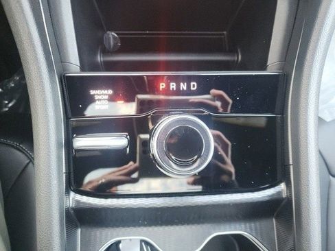 New 2025 Jeep Grand Cherokee Limited image 10