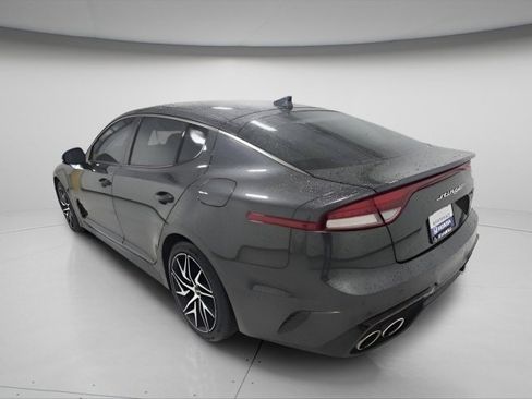 Used 2022 Kia Stinger GT-Line image 11