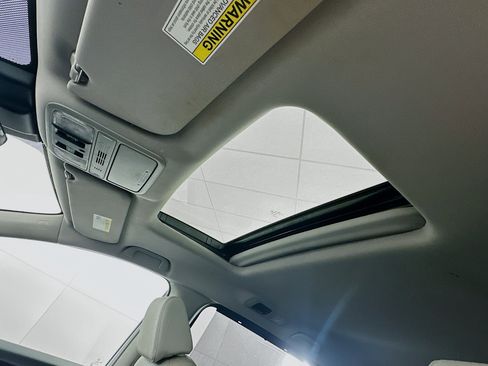 Used 2019 Honda Odyssey EX-L image 24