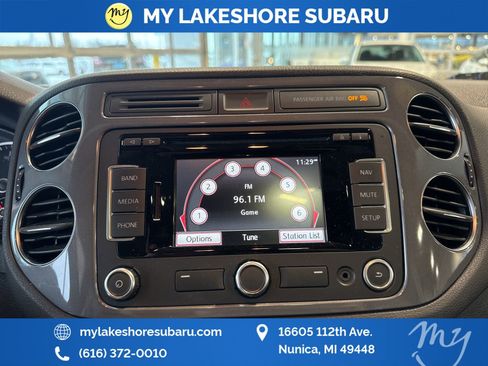 Used 2014 Volkswagen Tiguan SEL image 14