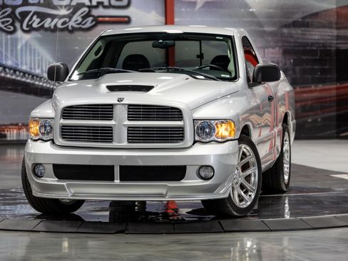 Used 2004 Dodge Ram 1500 Truck 2WD Regular Cab image 3