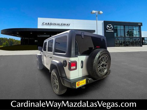 Used 2024 Jeep Wrangler Unlimited Sport AWD/4WD image 3