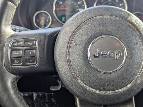 Used 2017 Jeep Wrangler Sport w/ Quick Order Package 24S AWD/4WD image 14