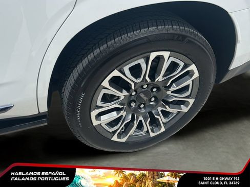 Used 2023 GMC Yukon Denali Ultimate AWD/4WD image 31
