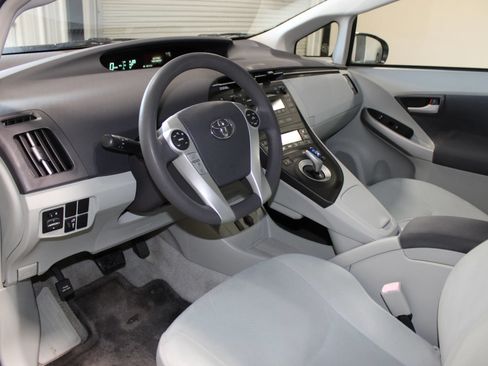 Used 2010 Toyota Prius FWD image 19