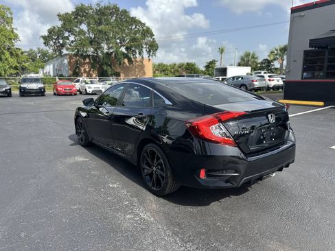 Used 2020 Honda Civic Sport image 2