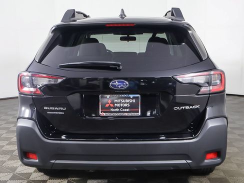 Used 2023 Subaru Outback Premium AWD/4WD image 13